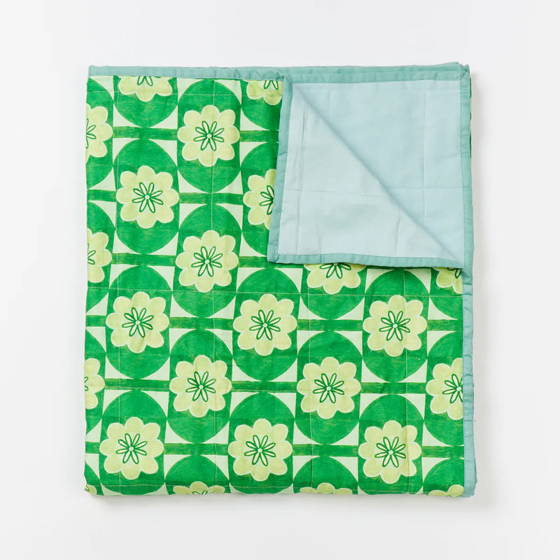 BLOOM GREEN QUILTED THROW