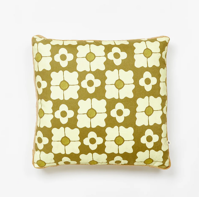 Carnation Moss Cushion